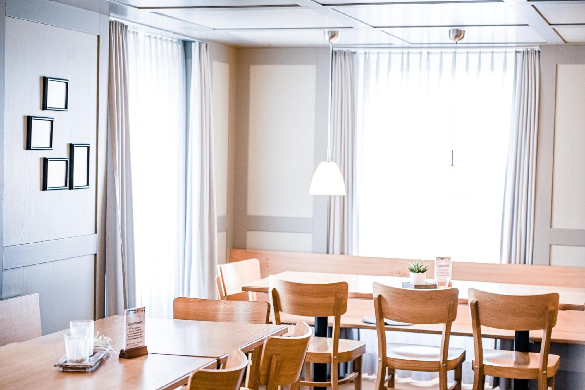 Gasthaus Zum Bauernhof Oberlunkhofen エクステリア 写真